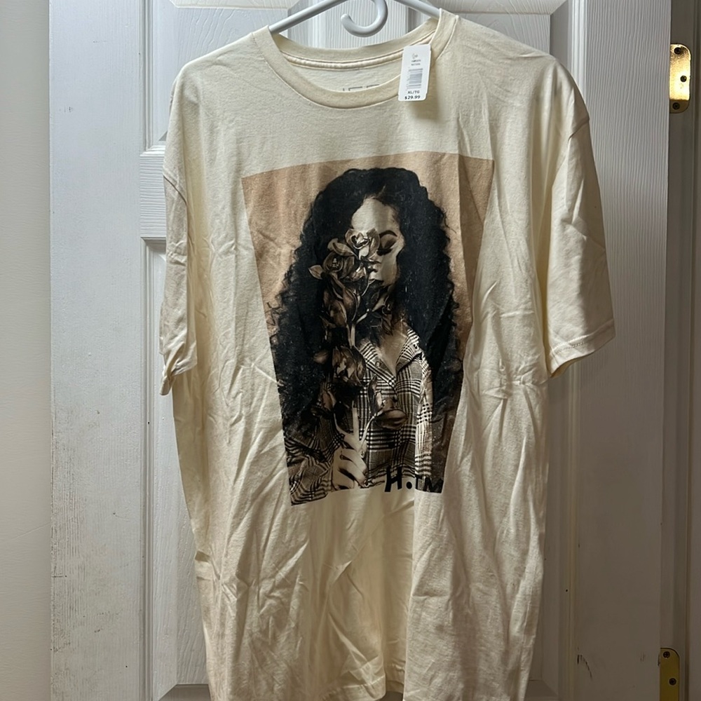 H.E.R T’shirt